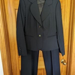 Anne Taylor Women's Navy Suit, jacket size 10 pant size 12 (will sell separate)
